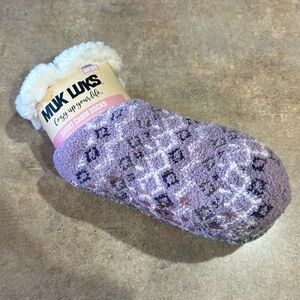 NWT women’s Muk Luk short cabin socks one size